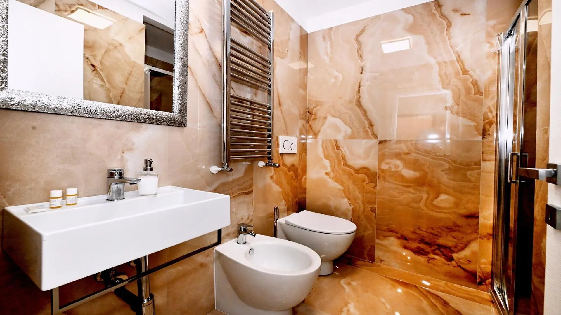 Vatican Suites In Cola Di Rienzo Rome Apartment
